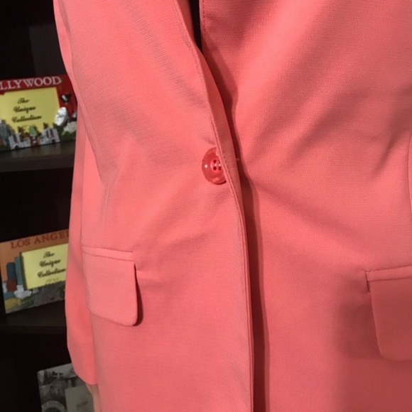 Coral Blazer with Front Button Opening - Picture 3 of 8